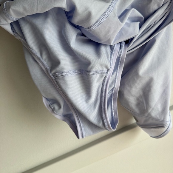 Lululemon Hotty Hot Shorts Pastel Blue Purple Low Rise Linen size 6 - Picture 11 of 11